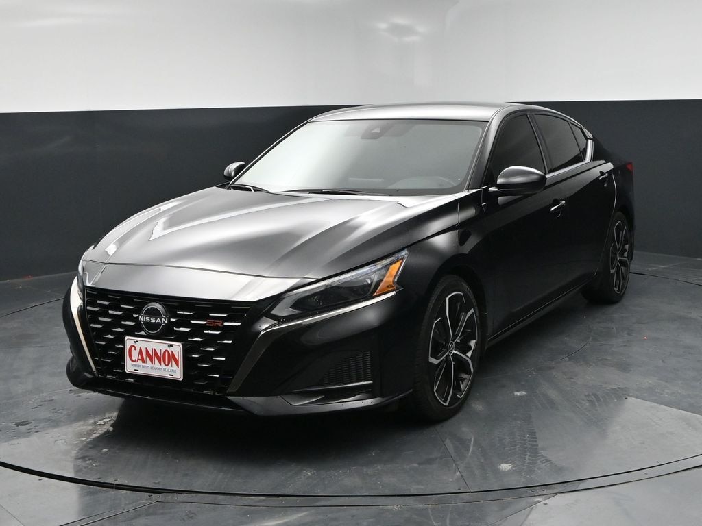 Used 2024 Nissan Altima 2.5 SR Sedan