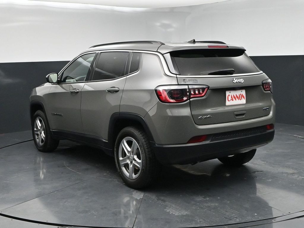 Used 2024 Jeep Compass Latitude SUV