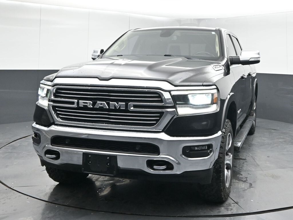 2020 Ram 1500 Laramie photo 3