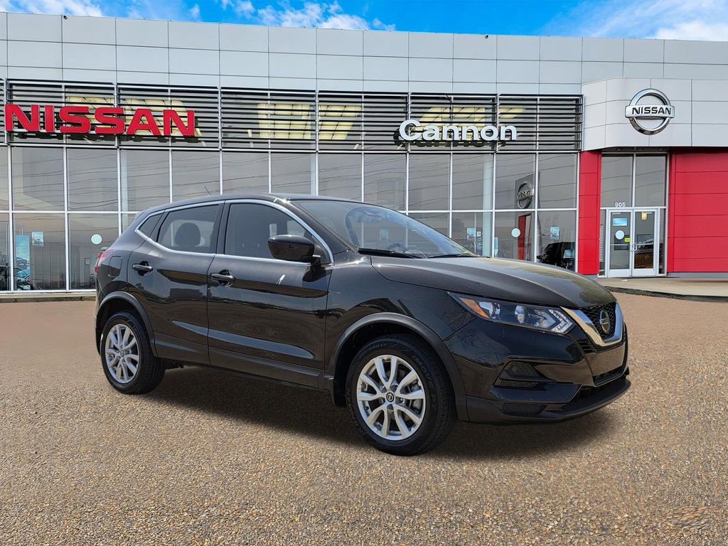 2022 Nissan Rogue Sport S AWD's photo