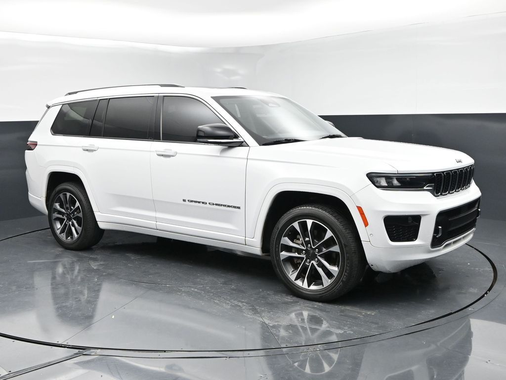 2021 Jeep Grand Cherokee L Overland's photo