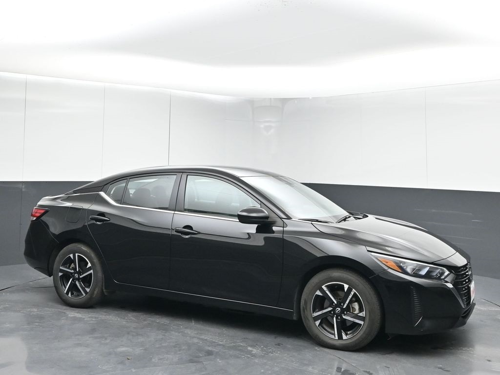 2024 Nissan Sentra SV's photo