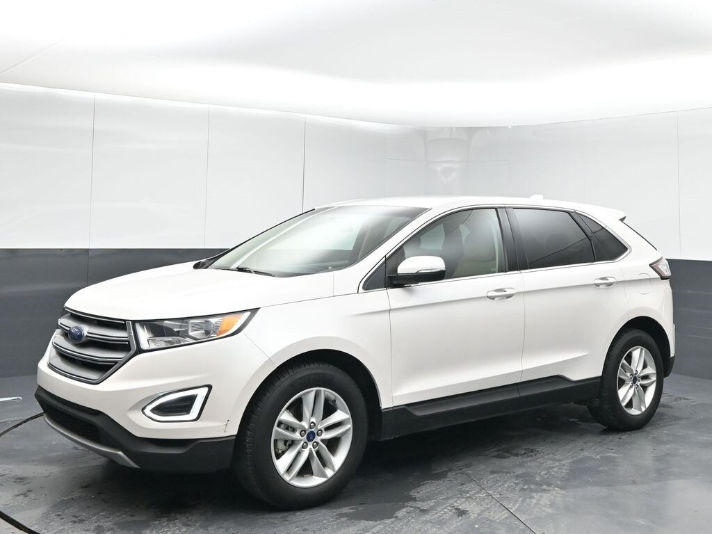 2016 Ford Edge SEL photo 4