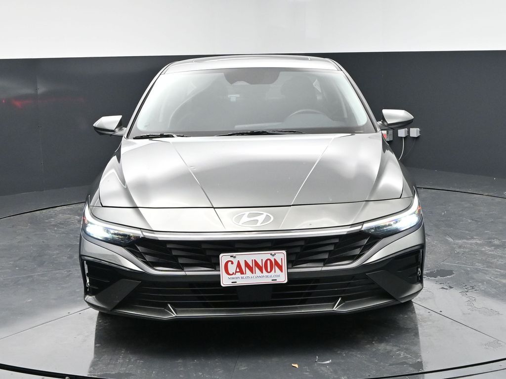 2025 Hyundai Elantra