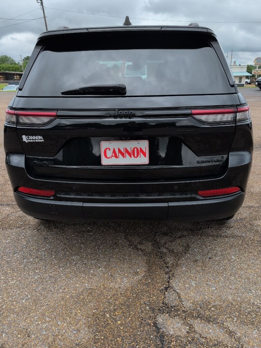 Used 2023 Jeep Grand Cherokee Limited SUV