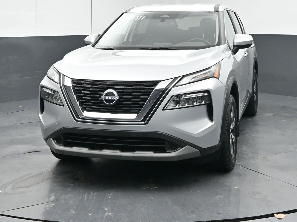 2023 Nissan Rogue SV photo 3