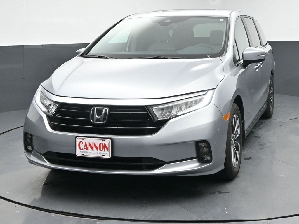 2024 Honda Odyssey EX-L photo 3