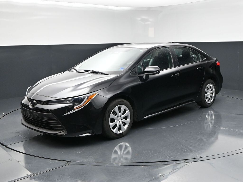 Used 2024 Toyota Corolla LE Sedan
