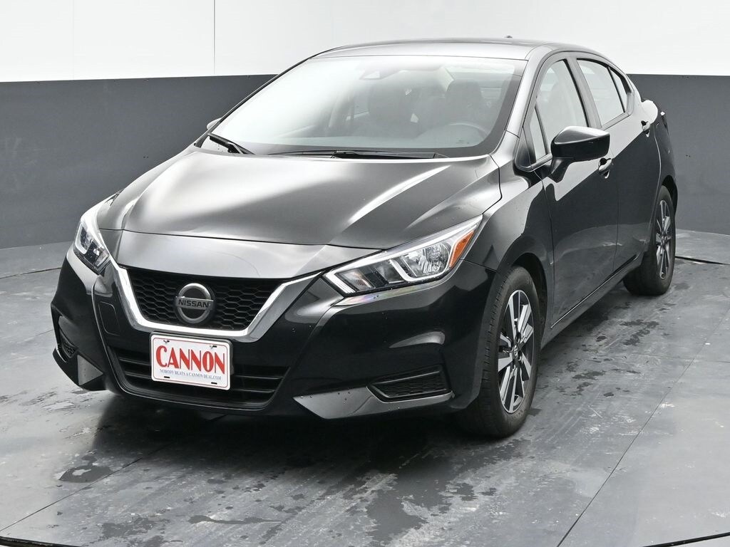 2022 Nissan Versa 1.6 SV photo 3