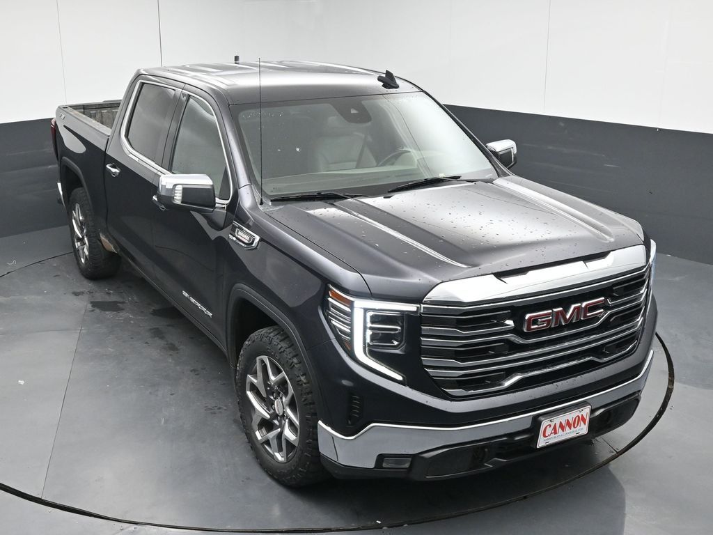 2023 GMC Sierra 1500 SLT - Photo 19