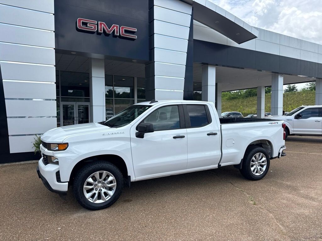 Used 2022 Chevrolet Silverado 1500 LTD Custom Truck