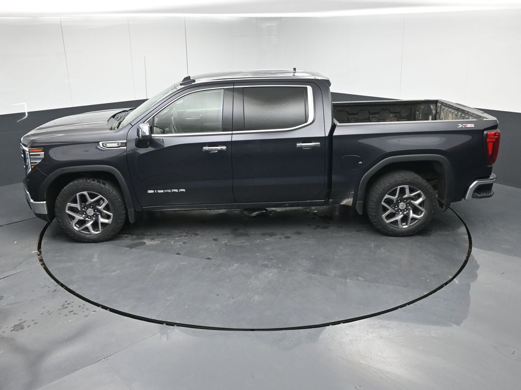2023 GMC Sierra 1500 SLT - Photo 22