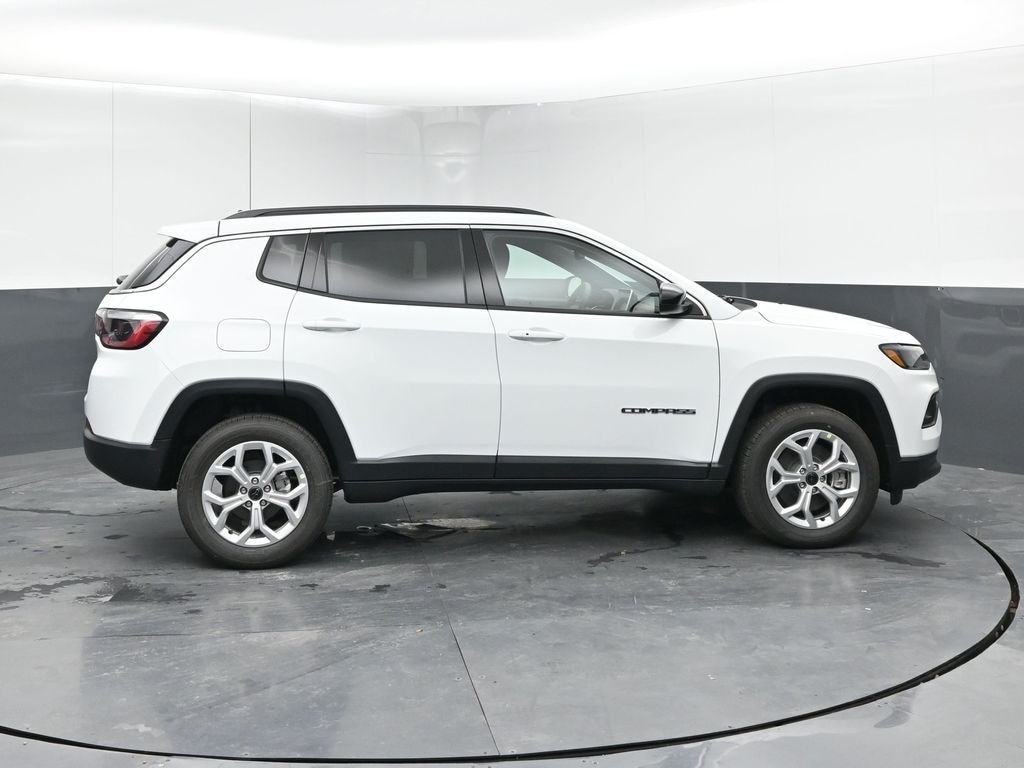Used 2025 Jeep Compass Latitude SUV