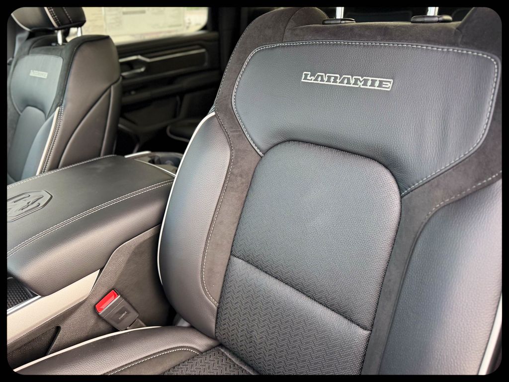 2026 RAM 1500 Laramie - Photo 16