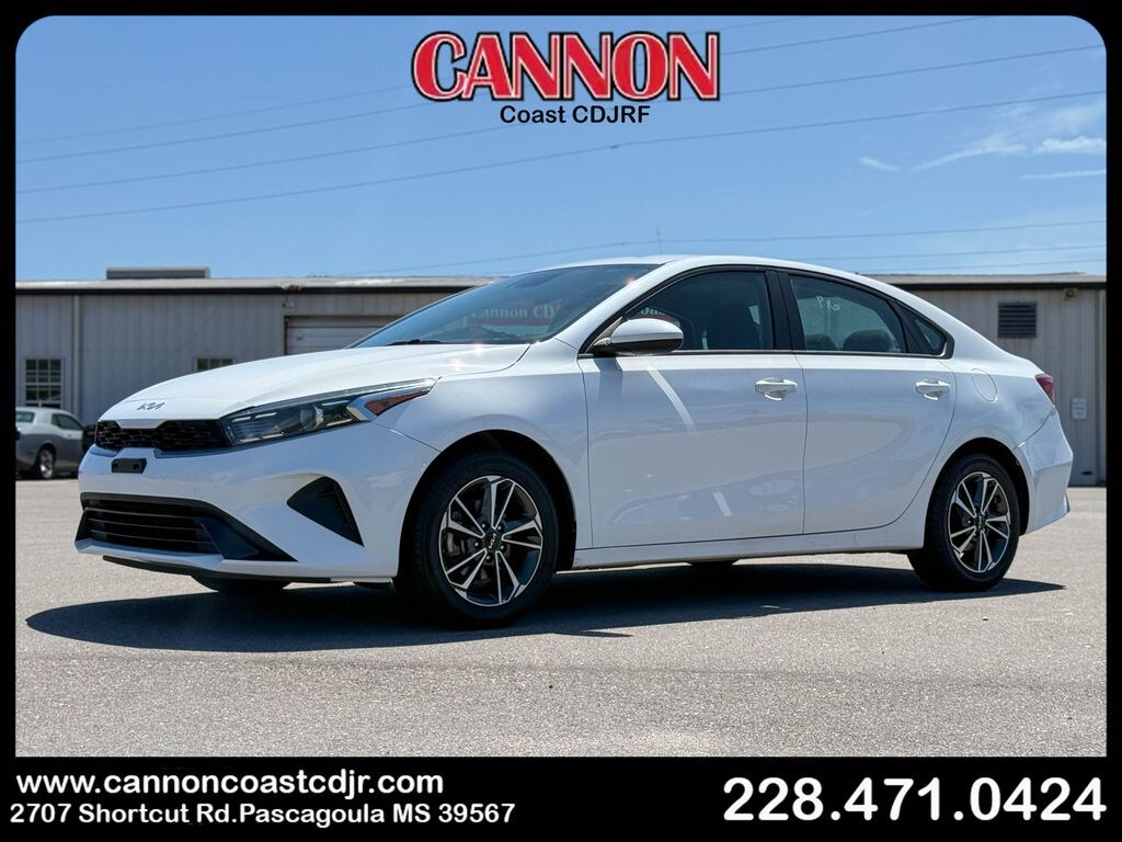 Used 2023 Kia Forte LXS Sedan