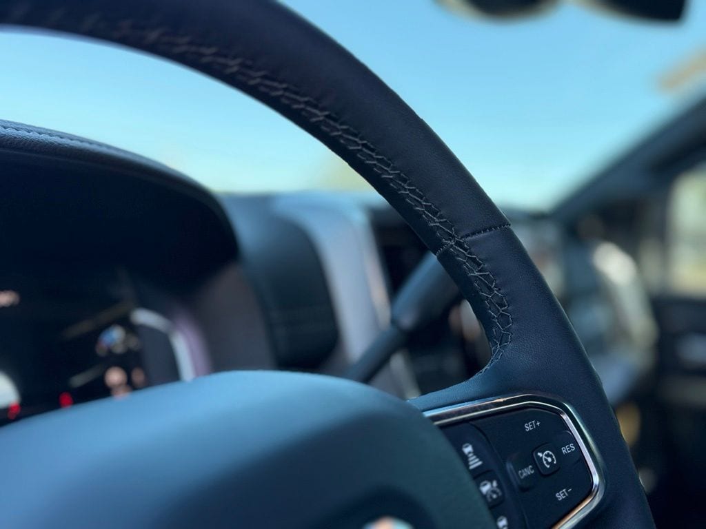 2026 RAM 3500 Laramie - Photo 17