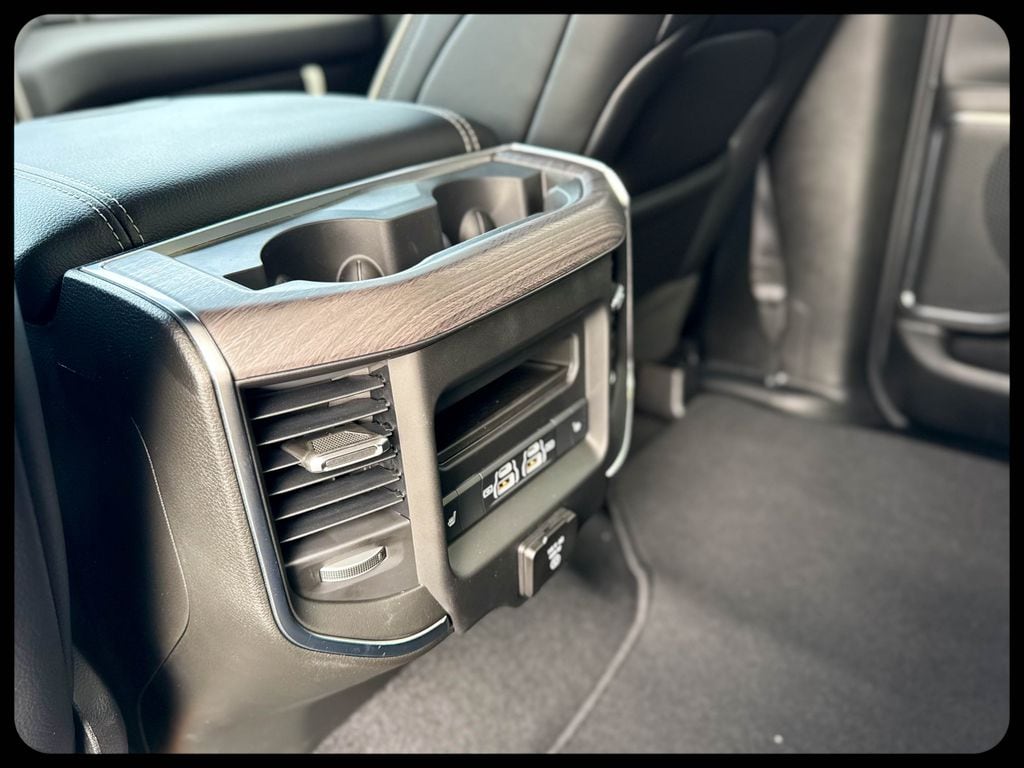 2026 RAM 1500 Laramie - Photo 24