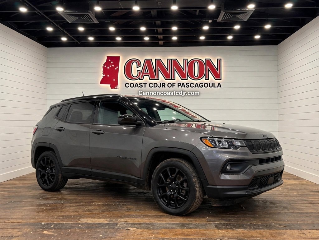 Used 2022 Jeep Compass Latitude SUV