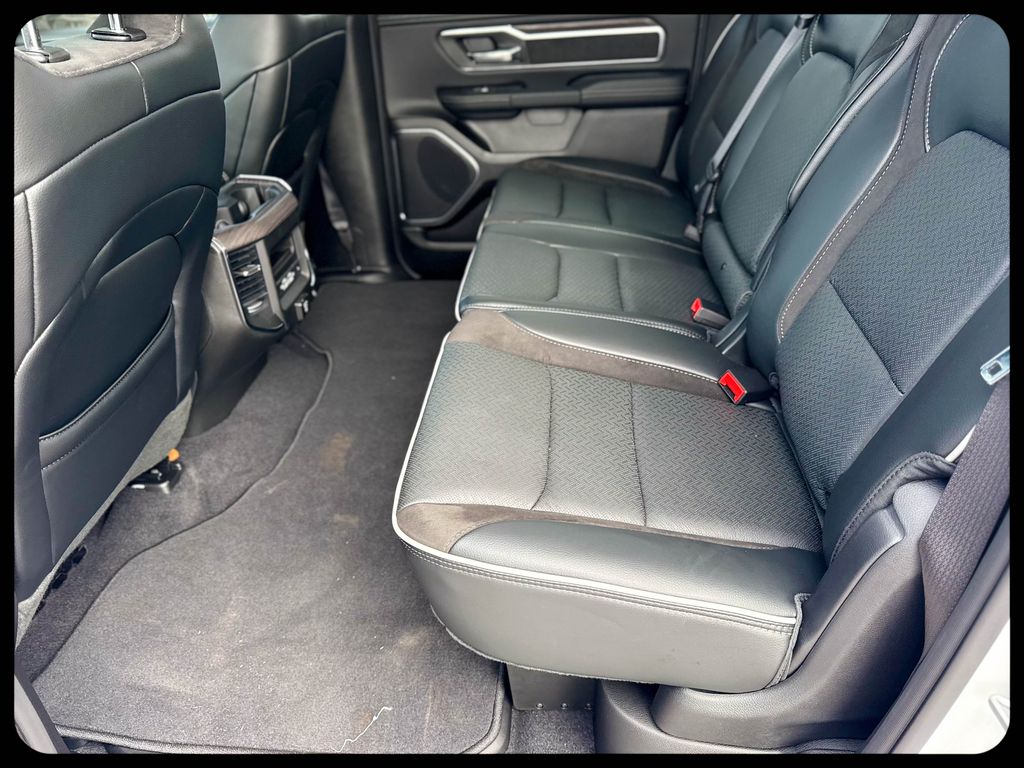 2026 RAM 1500 Laramie - Photo 22