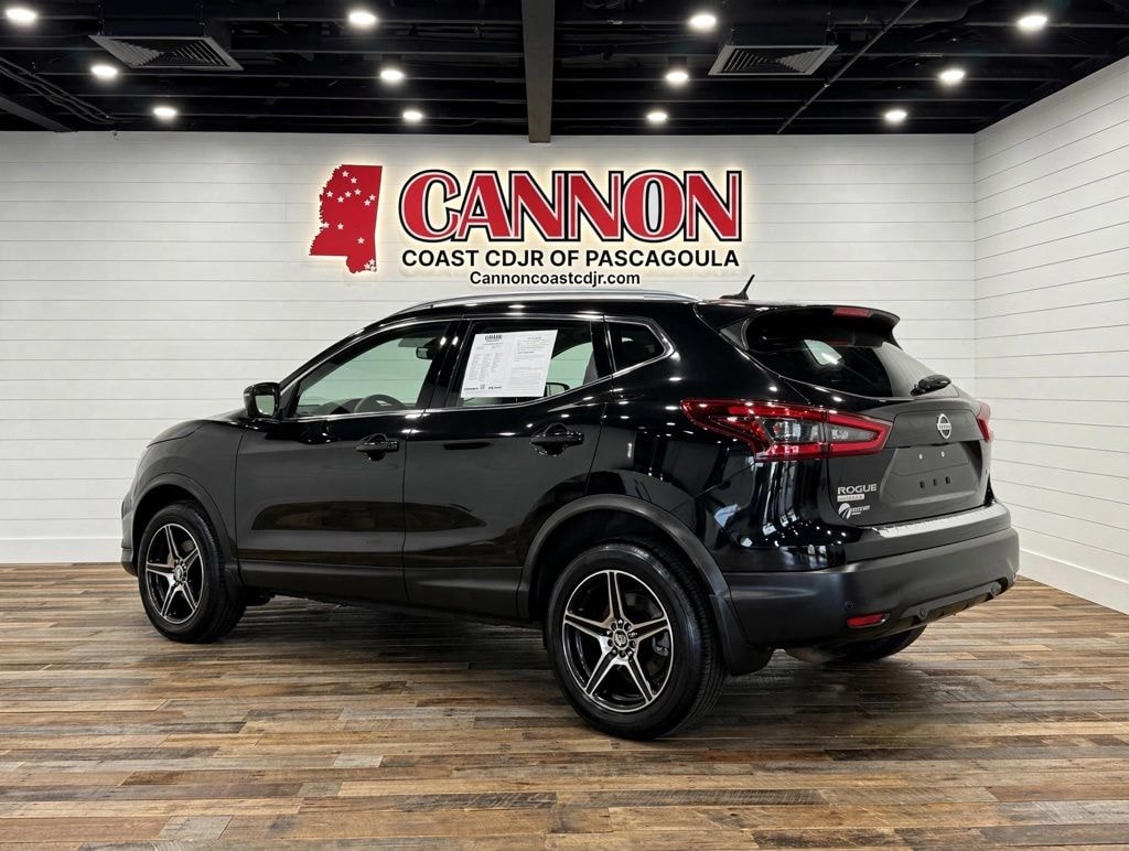 Used 2020 Nissan Rogue Sport SV SUV
