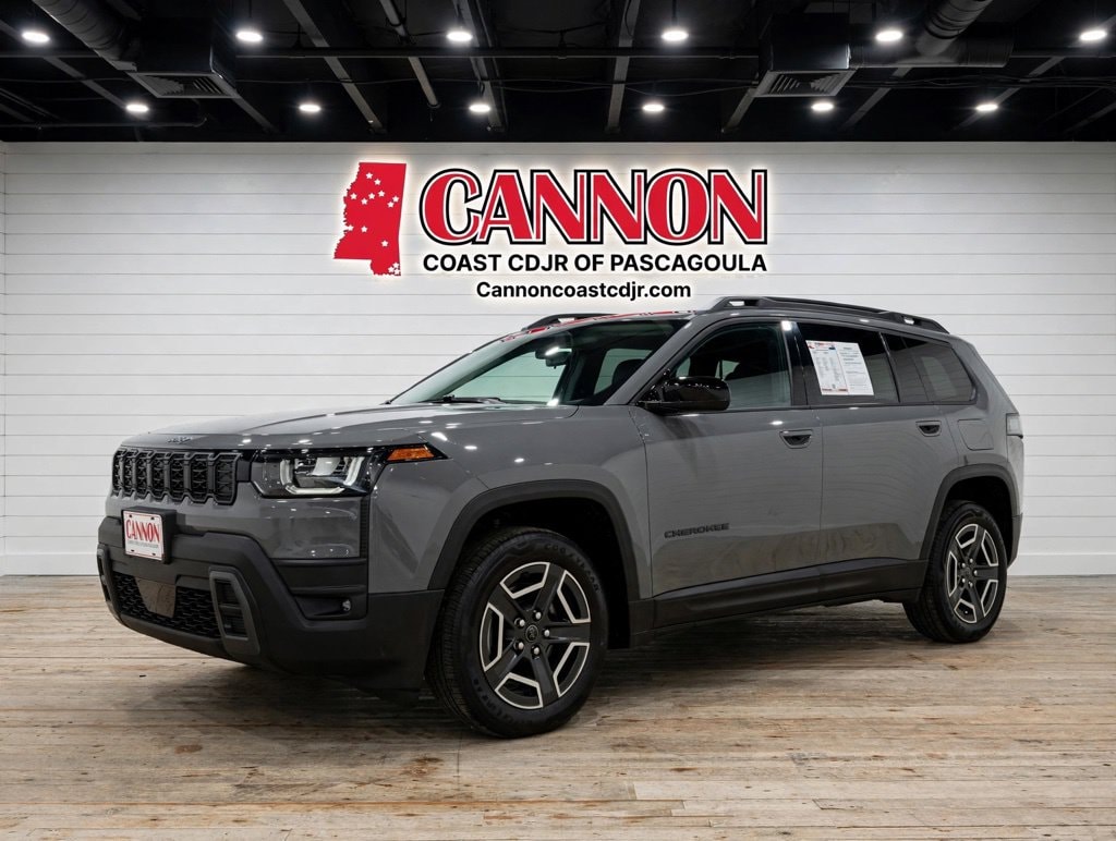 Used 2026 Jeep Cherokee Laredo SUV