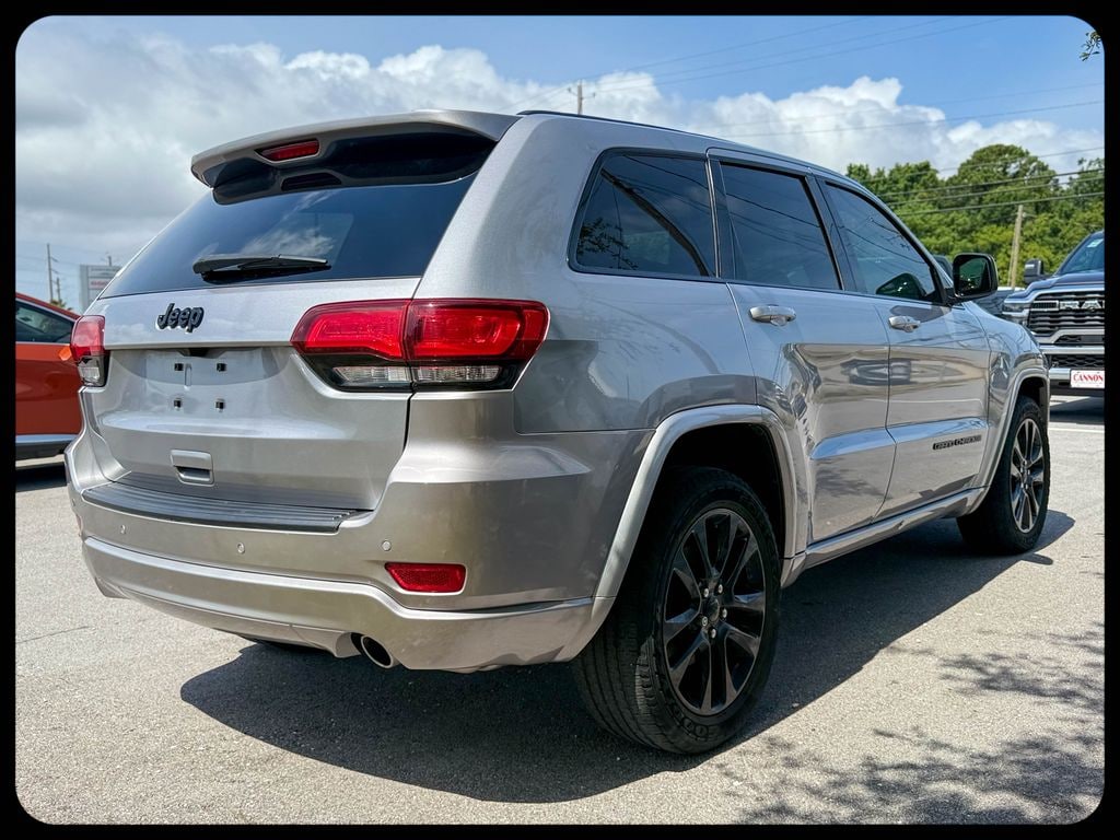 Used 2021 Jeep Grand Cherokee Laredo X SUV