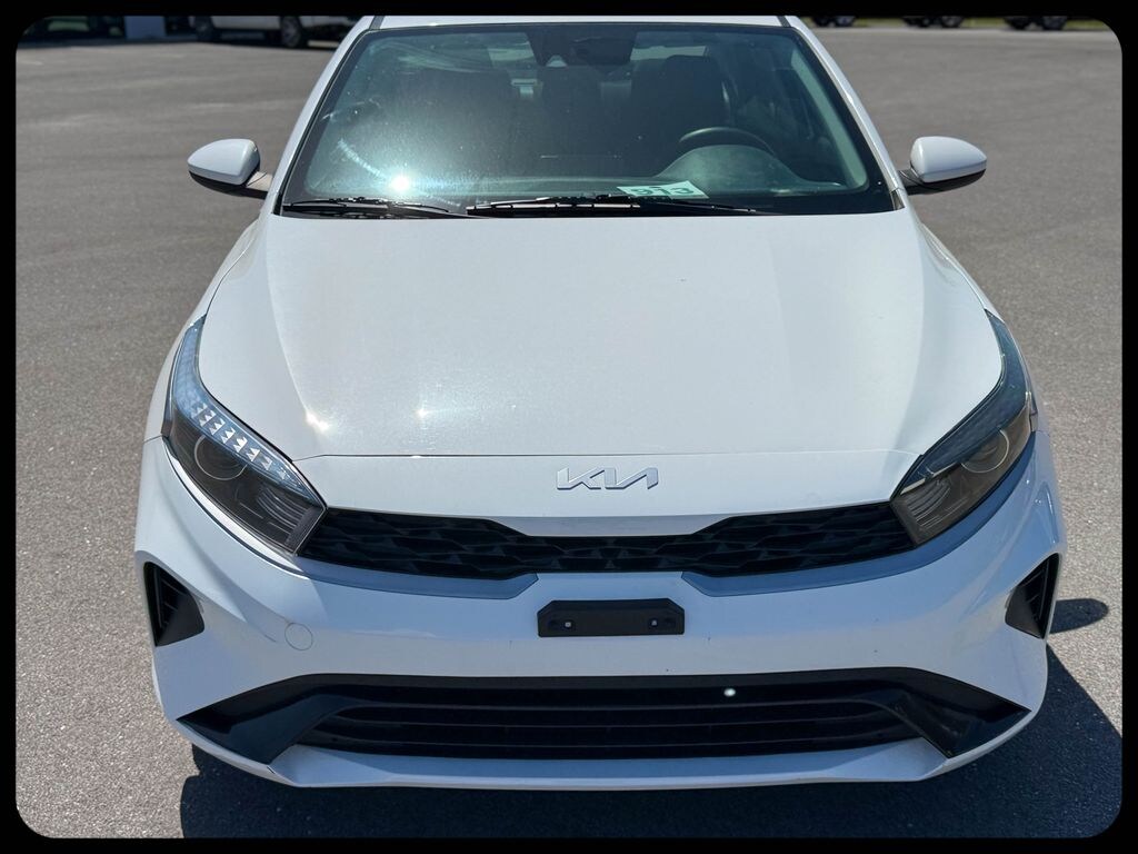 Used 2023 Kia Forte LXS Sedan