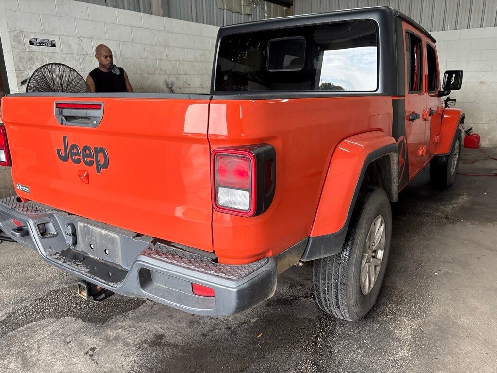 Used 2023 Jeep Gladiator Sport S Truck