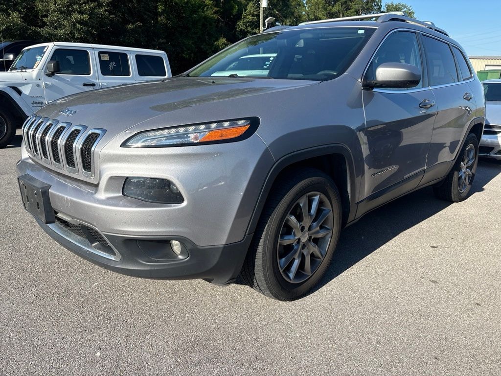 Used 2018 Jeep Cherokee Limited SUV