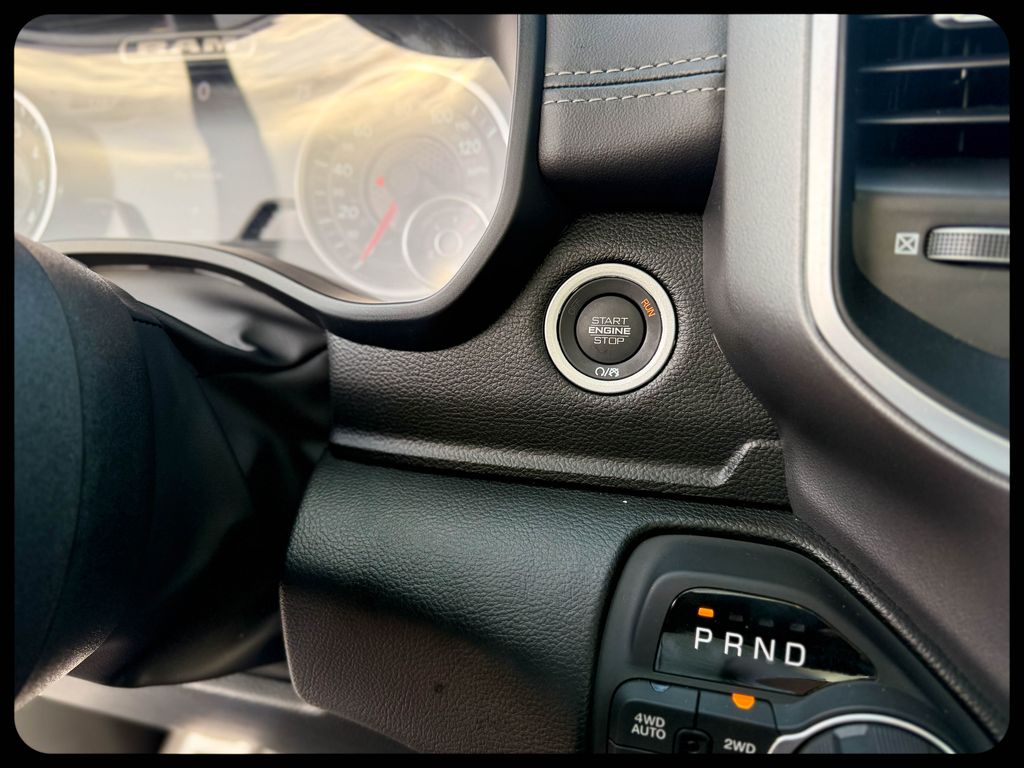 2025 RAM 1500 Big Horn/Lone Star - Photo 36