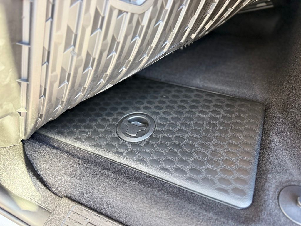 2026 RAM 3500 Laramie - Photo 21