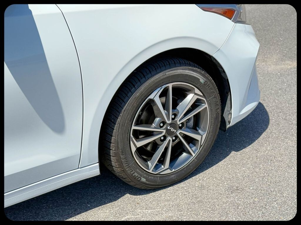 Used 2023 Kia Forte LXS Sedan