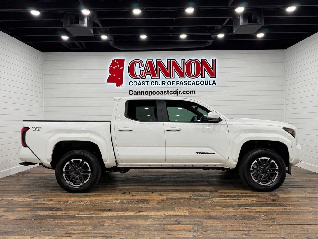 Used 2025 Toyota Tacoma TRD Sport Truck