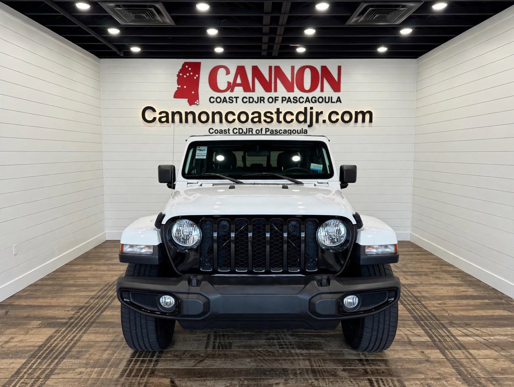 Used 2022 Jeep Gladiator Sport Truck