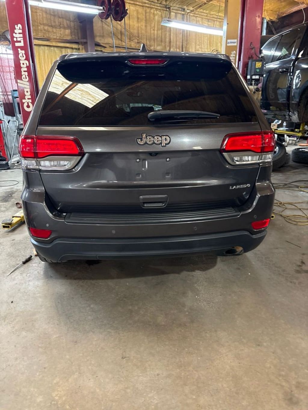 Used 2020 Jeep Grand Cherokee Laredo E SUV