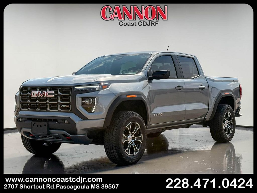 2024 GMC Canyon 4WD AT4 Crew Cab Short Box's photo