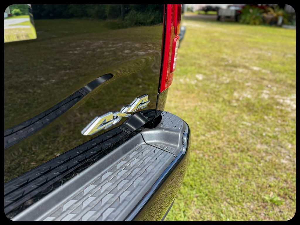2026 RAM 3500 Laramie - Photo 7