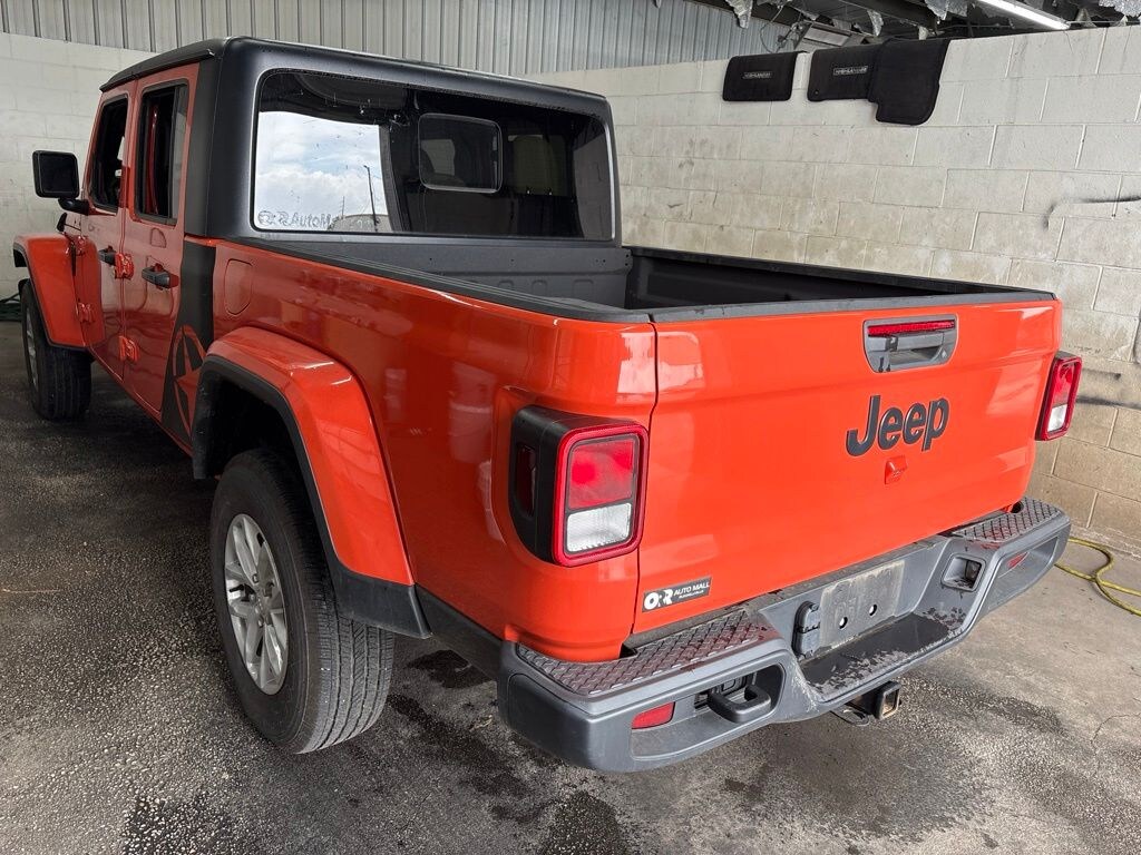 Used 2023 Jeep Gladiator Sport S Truck