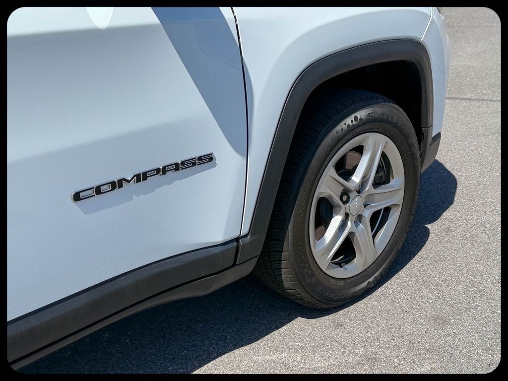 Used 2024 Jeep Compass Latitude SUV