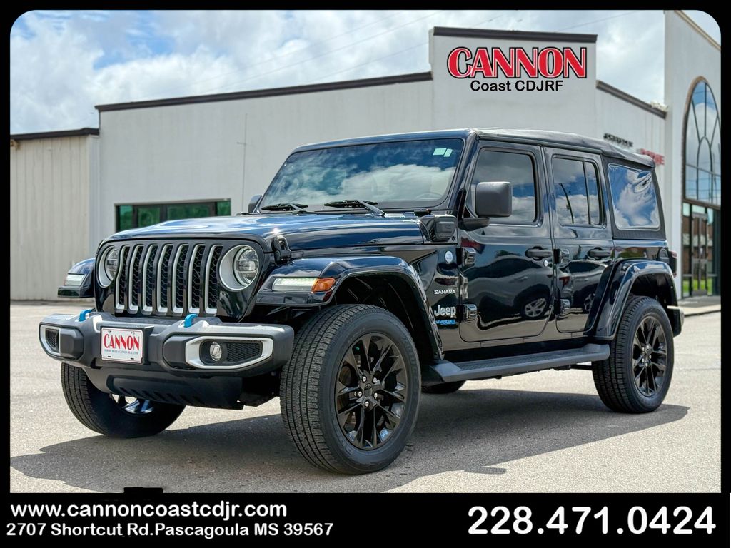 2022 Jeep Wrangler Sahara 4XE's photo