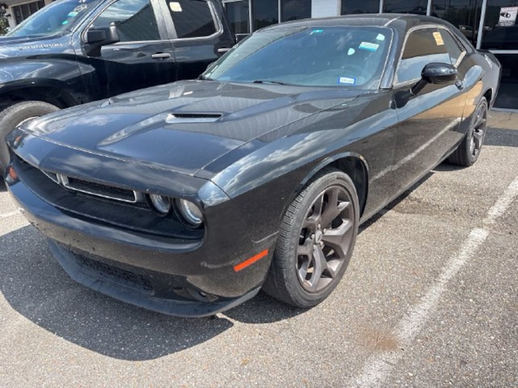 Used 2018 Dodge Challenger SXT Coupe