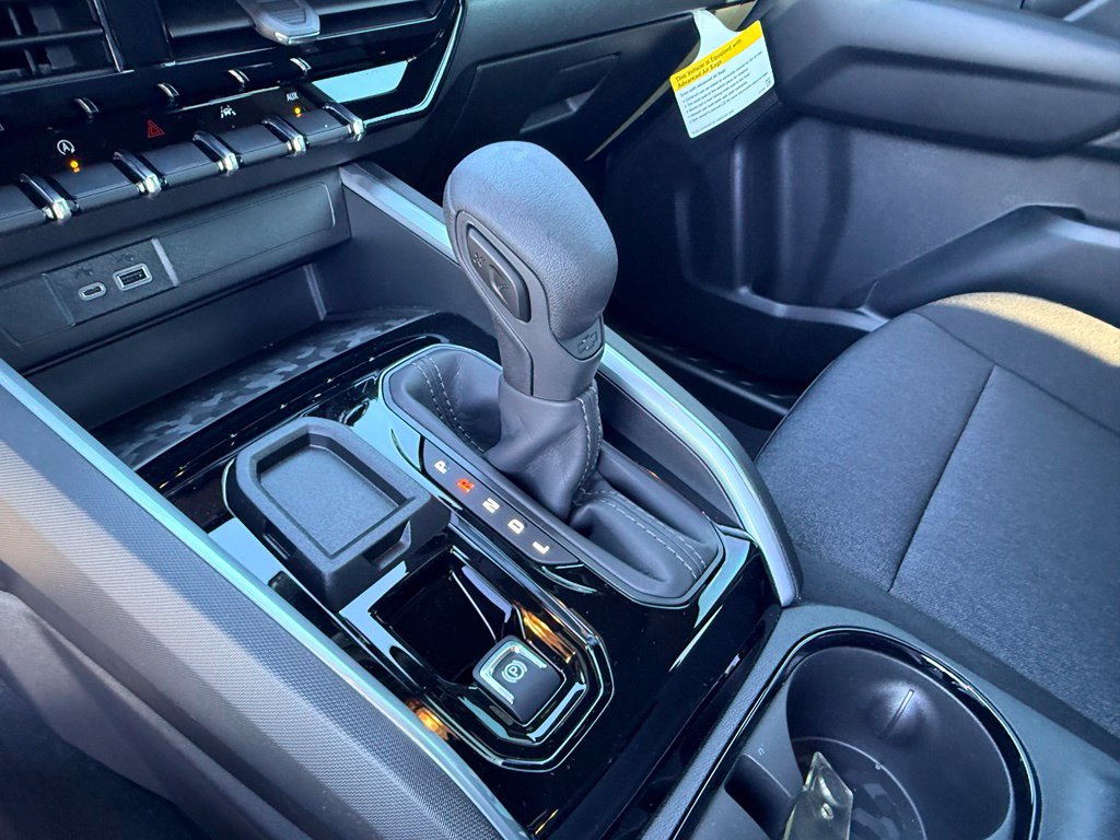2026 Chevrolet Colorado Work Truck - Photo 18