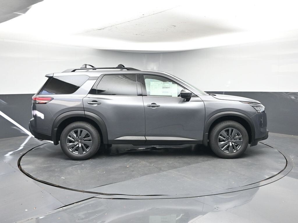 New 2025 Nissan Pathfinder SV SUV