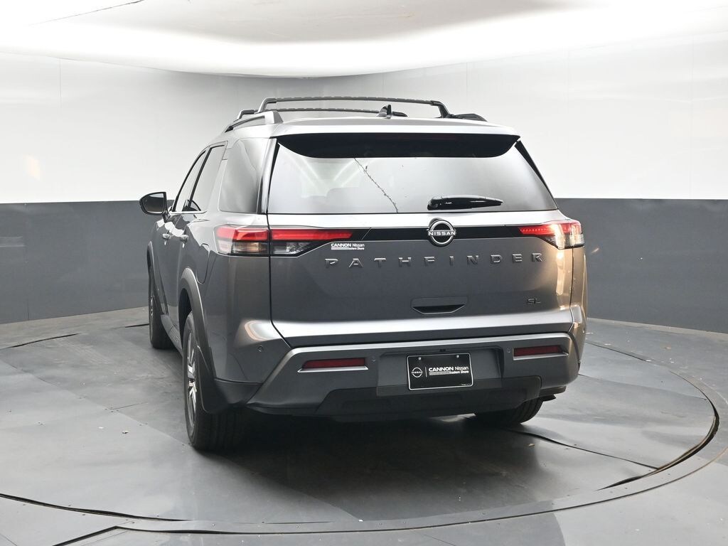 New 2026 Nissan Pathfinder SL SUV