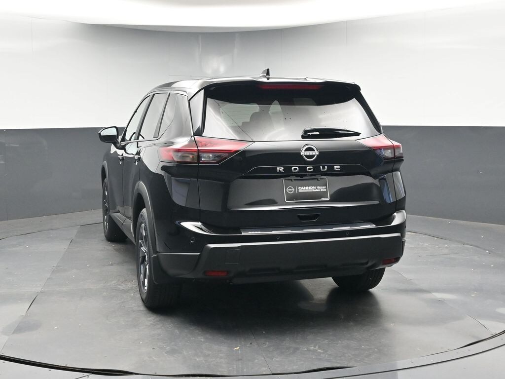 New 2026 Nissan Rogue SV SUV