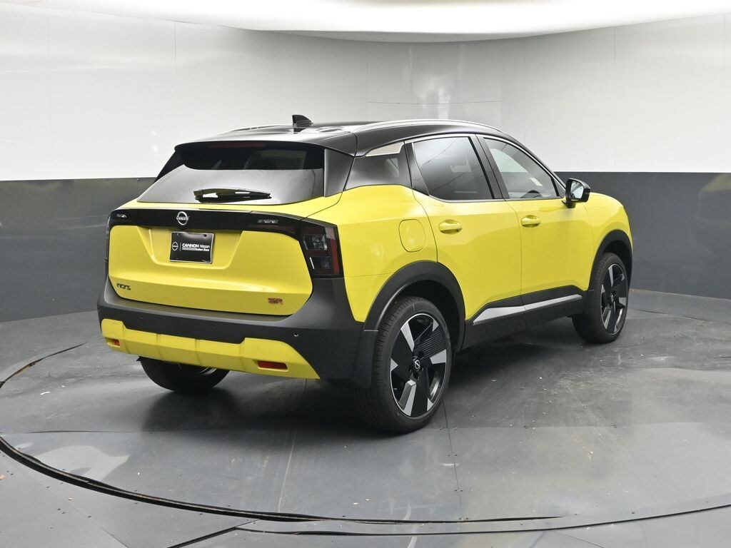 New 2026 Nissan Kicks SR SUV