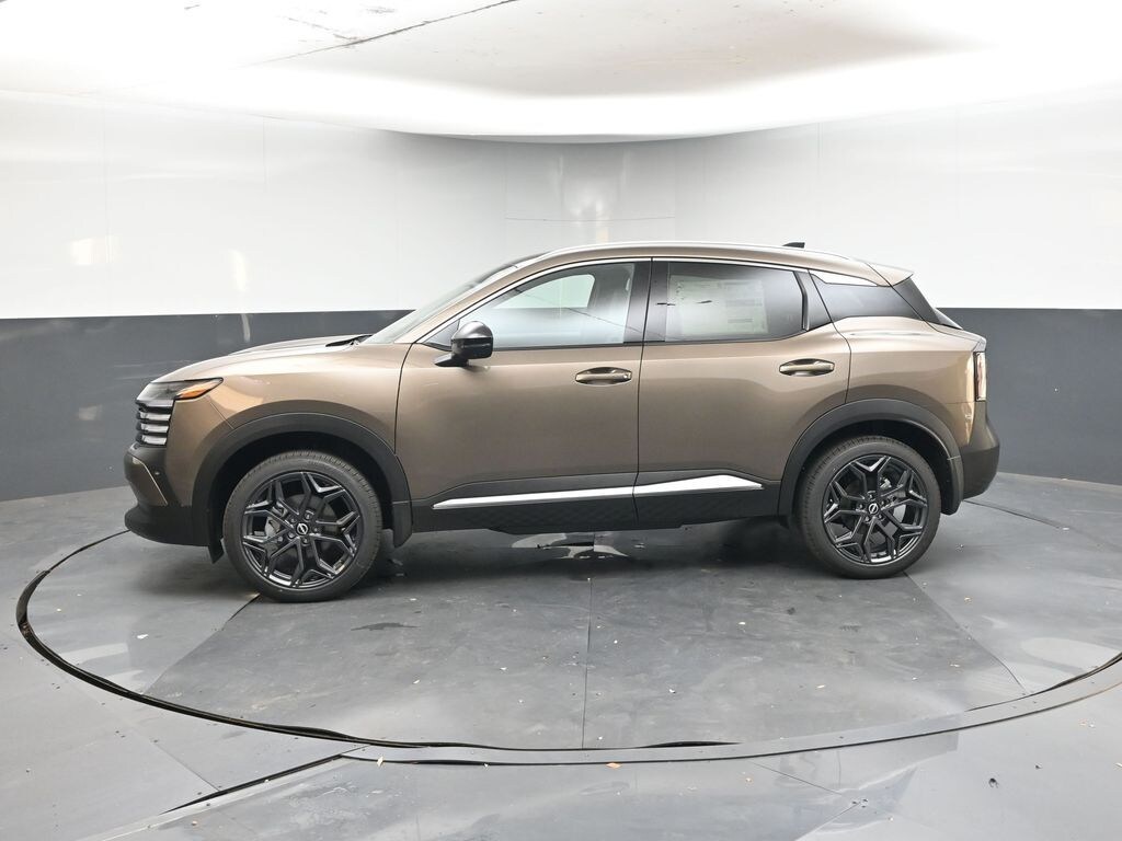 New 2026 Nissan Kicks SR SUV