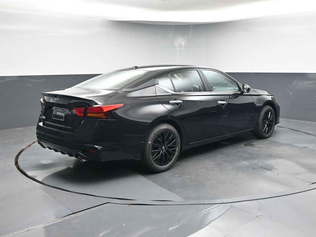 New 2025 Nissan Altima 2.5 SV Sedan