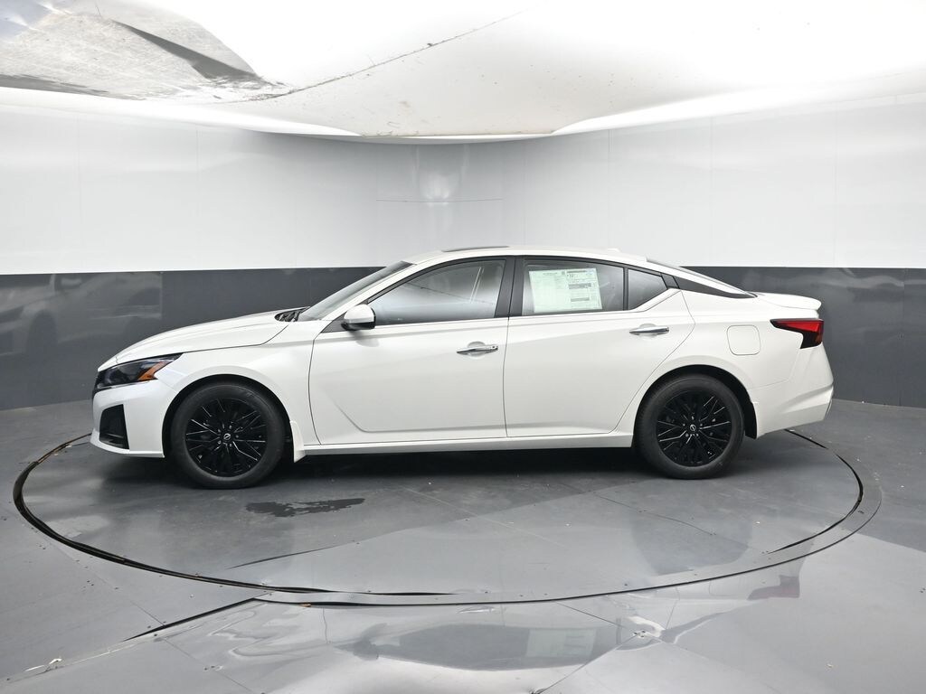 New 2025 Nissan Altima 2.5 SV Sedan