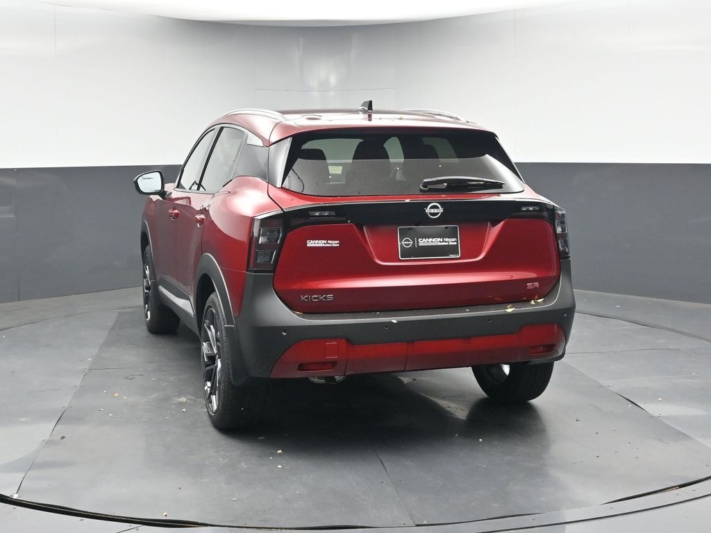 New 2026 Nissan Kicks SR SUV